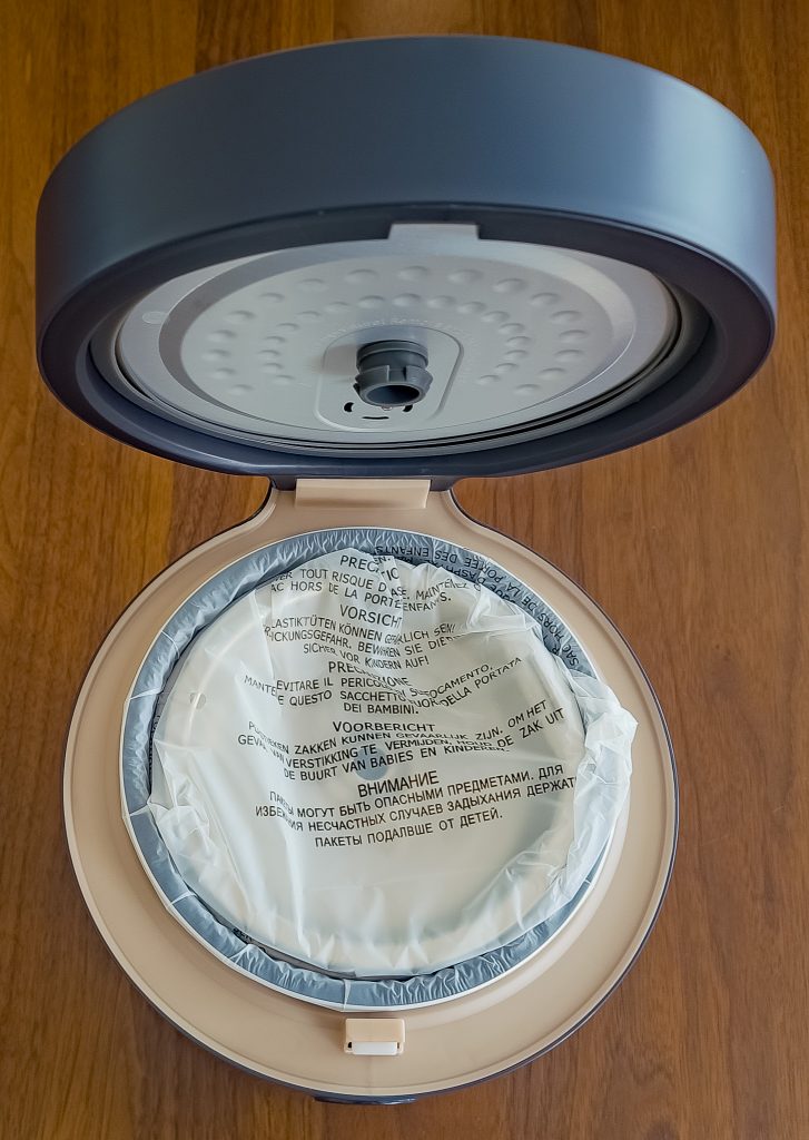 Lauben Low Sugar Rice Cooker 1500AT Reiskocher geöffnet