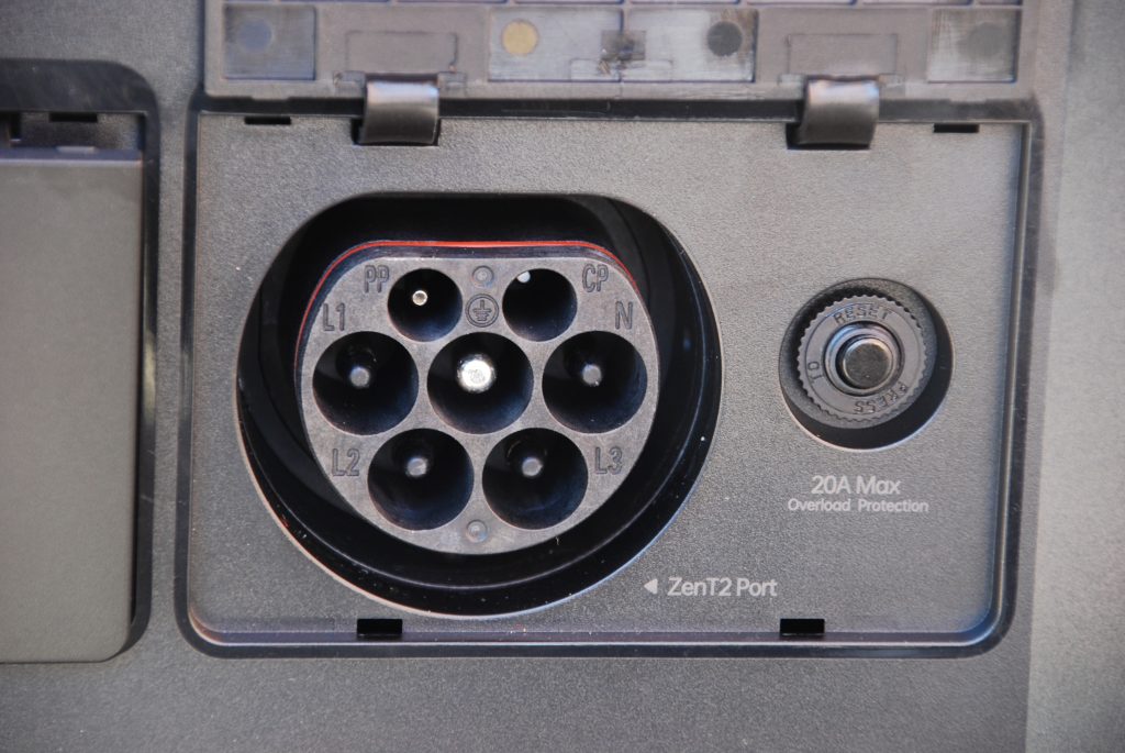 Zendure SuperBase V6400 Powerstation 400-Volt-Eingang