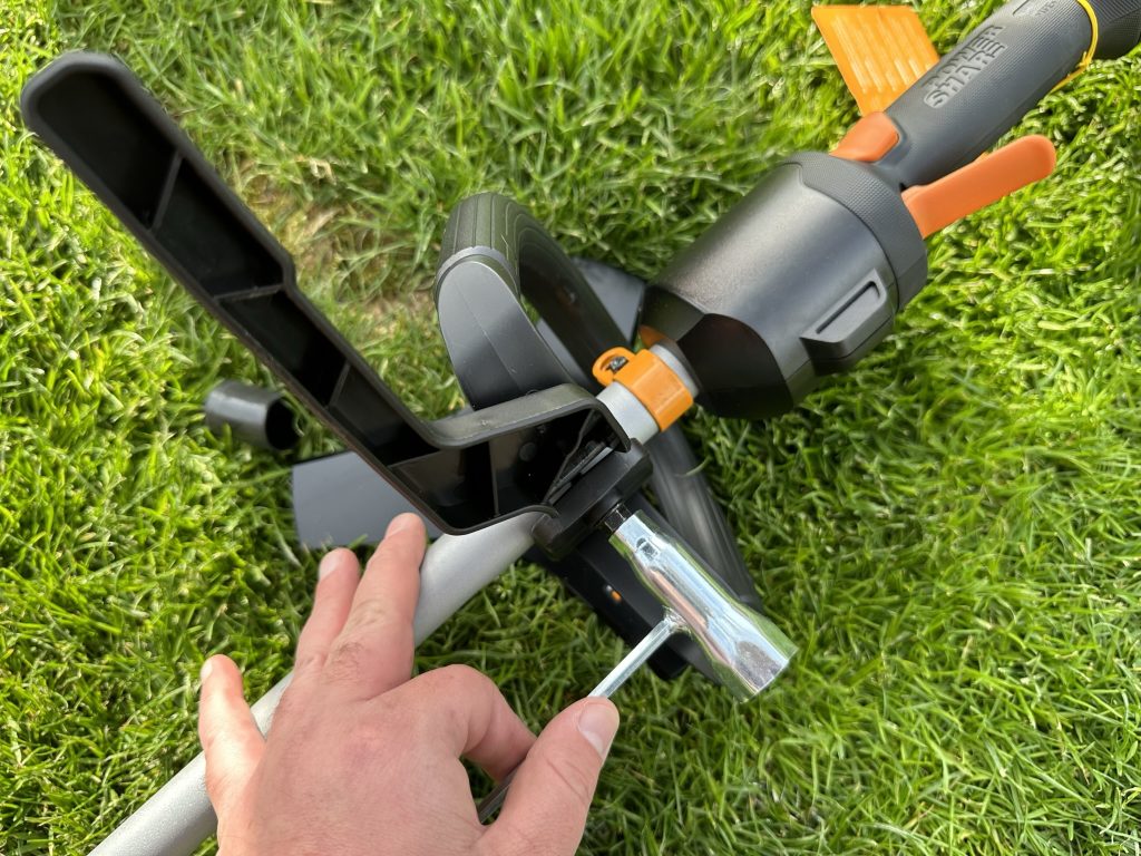 WORX-NITRO-WG186E-rasentrimmer-montage
