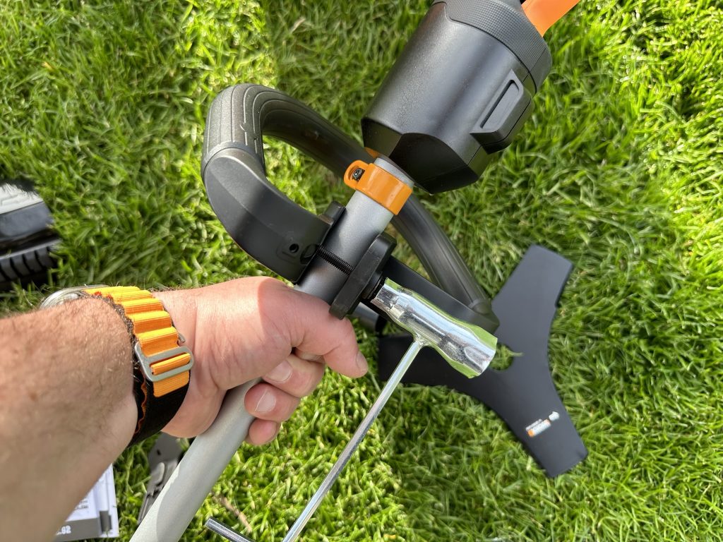 WORX-NITRO-WG186E-rasentrimmer-montage