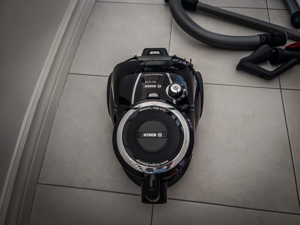 Bosch Serie 6 BGC41XSIL Staubsauger