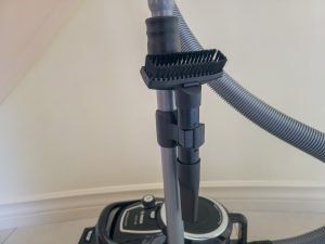 Bosch Serie 6 BGC41XSIL Staubsauger Halterung