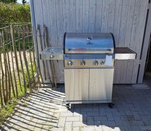 Burnhard Big Fred Deluxe 2023 fertig aufgebaut geschlossen