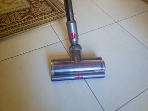 Dyson V15 Detect Test