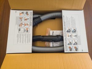 Rowenta RO4825 Compact Power XXL Staubsauger Verpackung geöffnet