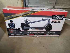 TRITTBRETT Paul Elektro-Scooter Verpackung von vorn