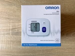 Omron RS 2 Blutdruckmessgrät Verpackung