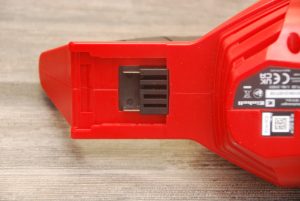 Einhell TE-VC 18 Li Handstaubsauger Akkuanschluss