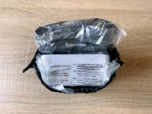 Beurer BM 27 Blutdruckmessgerät in der Tasche