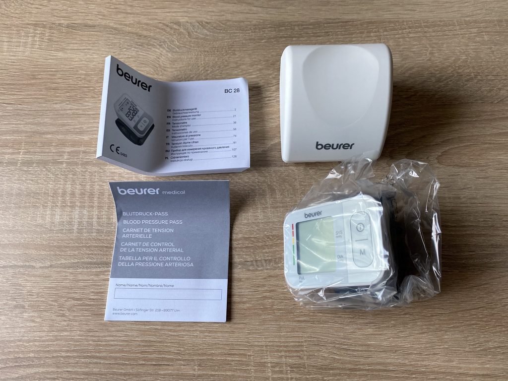 Beurer BC 28 Blutdruckmessgerät ausgepackt 2