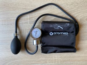 Belmalia Blutdruckmessgerät mit Manschette