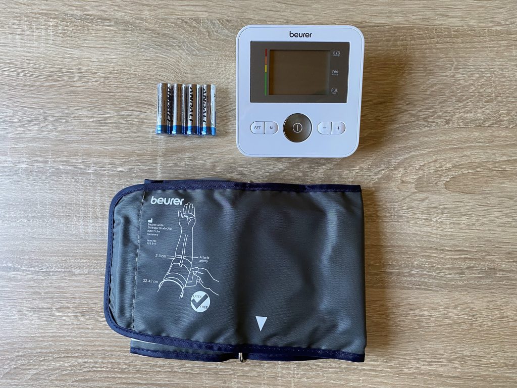 Beurer BM 27 Blutdruckmessgerät ausgepackt 3