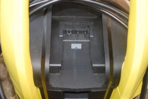 06 Kärcher K2 Akku-Hochdruckreiniger Akku-Aufnahme