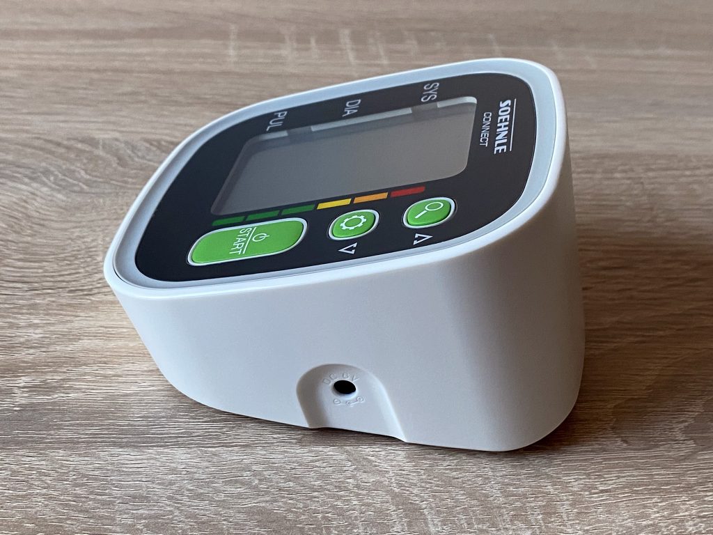 Soehnle Systo Connect 300 Blutdruckmessgerät Seitenansicht 2