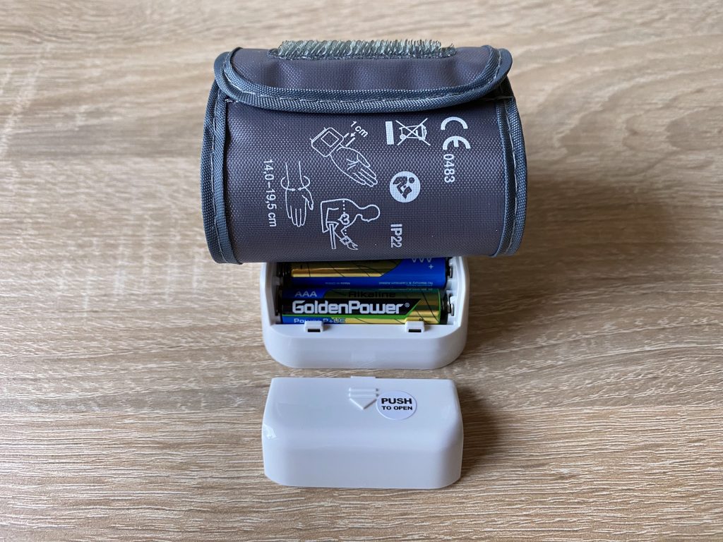 Beurer BC 28 Blutdruckmessgerät Batterien