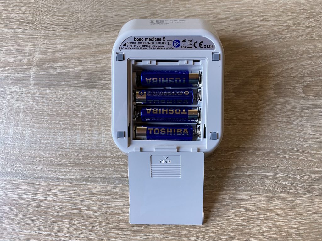 Boso medicus X Blutdruckmessgerät Batterien