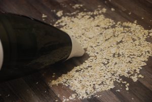 Philips MiniVac Handstaubsauger Krümeltest