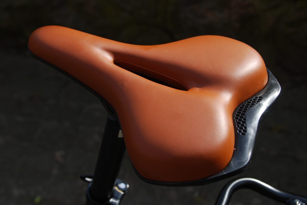 Sachsenrad E-SUV CityBike C5 Centro E-Bike Sattel