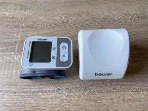Beurer BC 28 Blutdruckmessgerät ausgepackt 3