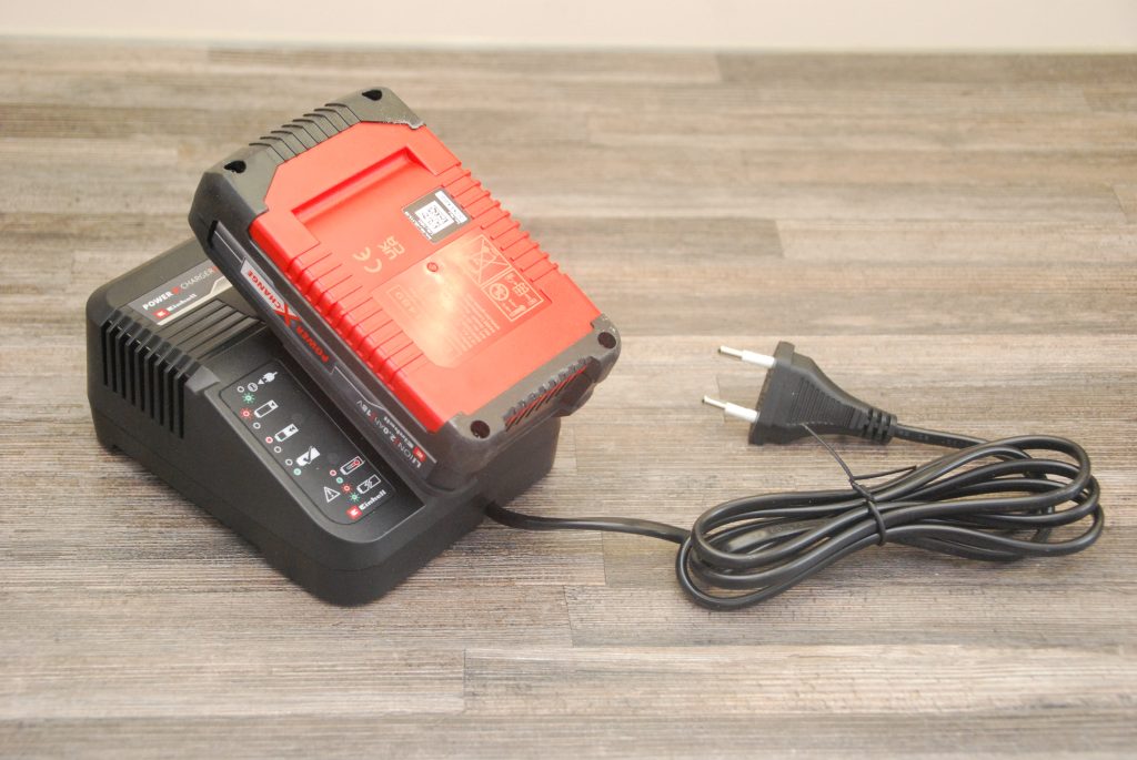 Einhell TE-VC 18 Li Handstaubsauger Akku und Ladegerät