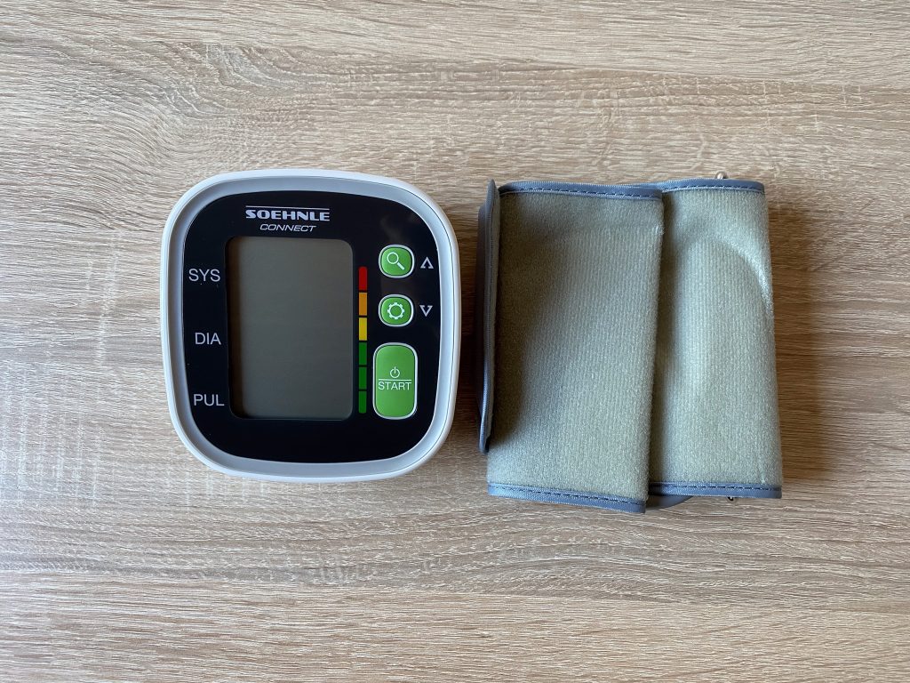 Soehnle Systo Connect 300 Blutdruckmessgerät ausgepackt 2