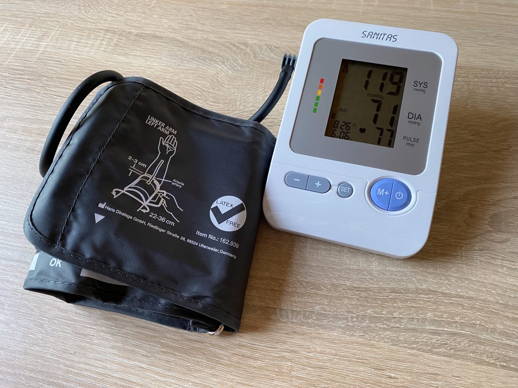 Sanitas SBM 21 Blutdruckmessgerät Messwerte Durchschnitt