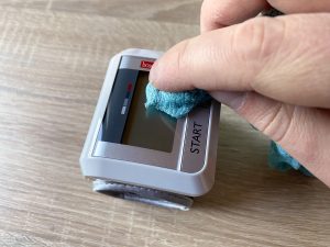 Boso Medistar+ Blutdruckmessgerät Renigung Gerät