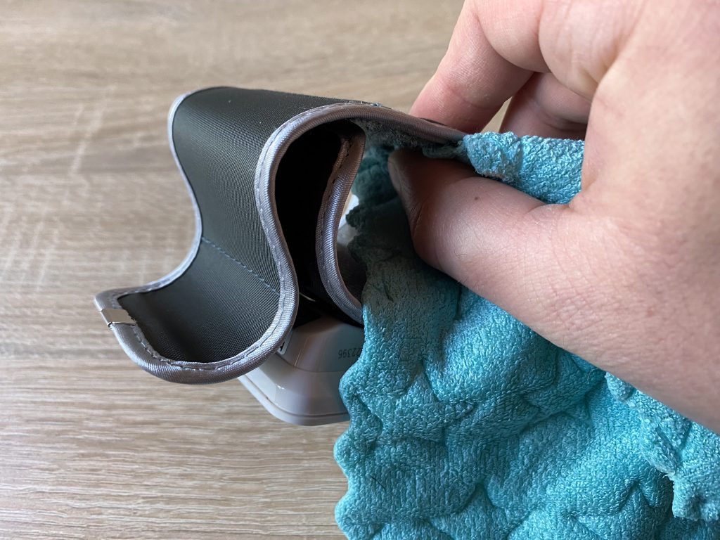 Boso Medistar+ Blutdruckmessgerät Reinigung Manschette