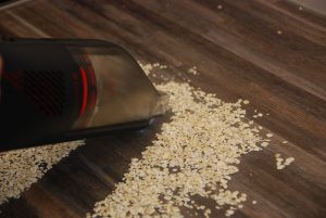 Eufy H30 Infinity Handstaubsauger Krümeltest