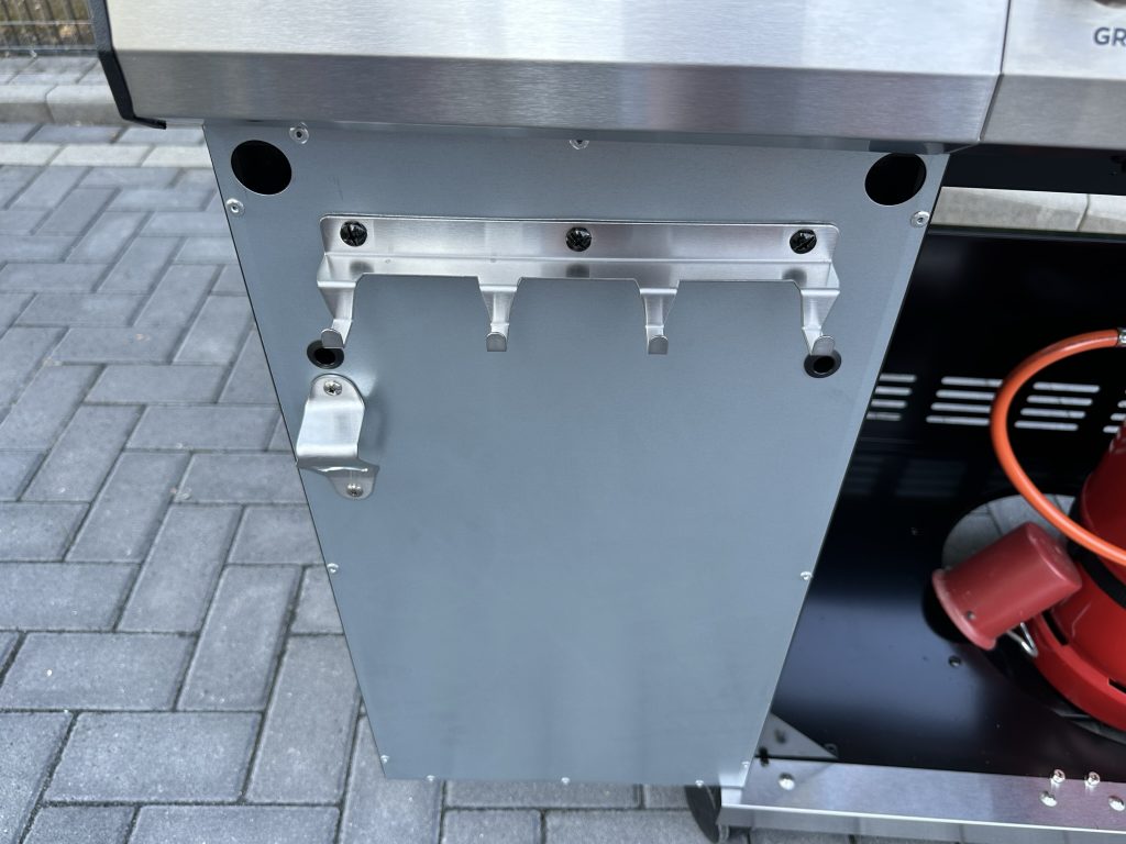 Grillfürst G310E Gasgrill Haken und Öffner