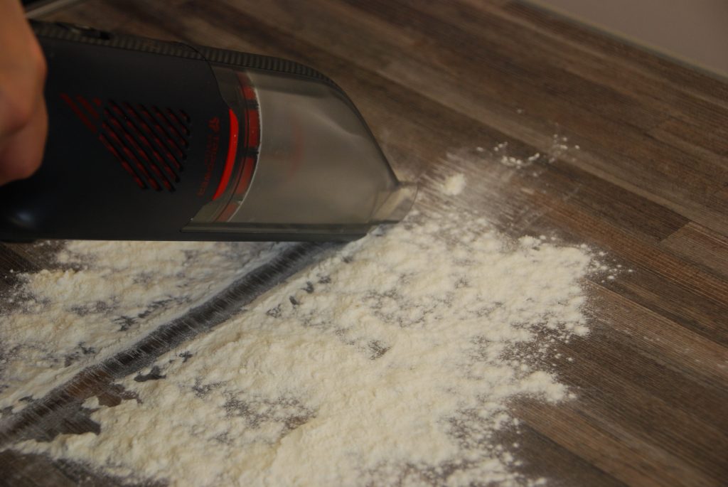 Eufy H30 Infinity Handstaubsauger Mehltest