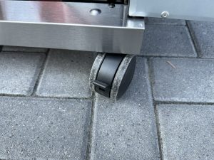 Grillfürst G310E Gasgrill Rollen