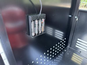 Grillfürst G310E Gasgrill Batteriefach mit Batterien