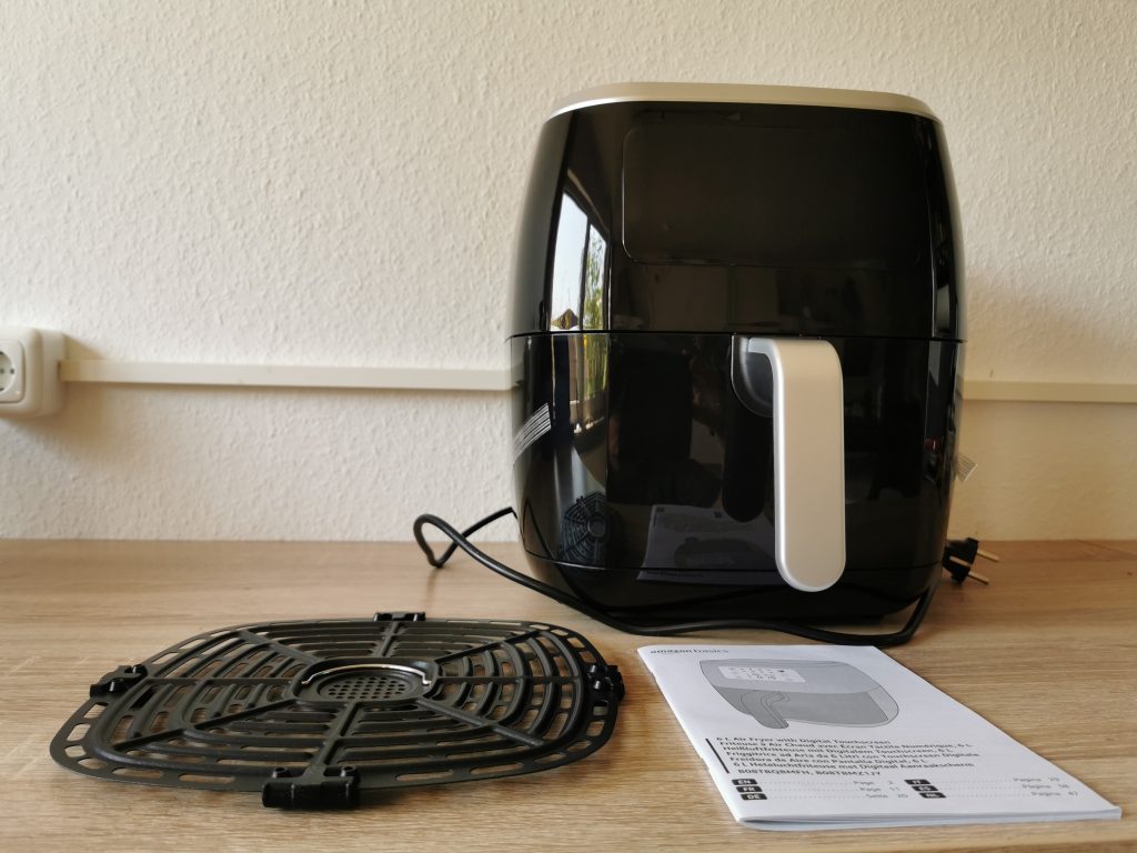 Amazon Basics Heißluftfritteuse Lieferumfang