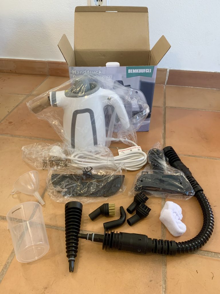 BEMKUUFGLI Handdampfreiniger ausgepackt mit allen Zubehörteilen