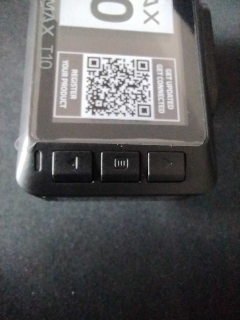 Bedienfeld der LAMAX T10 Dashcam