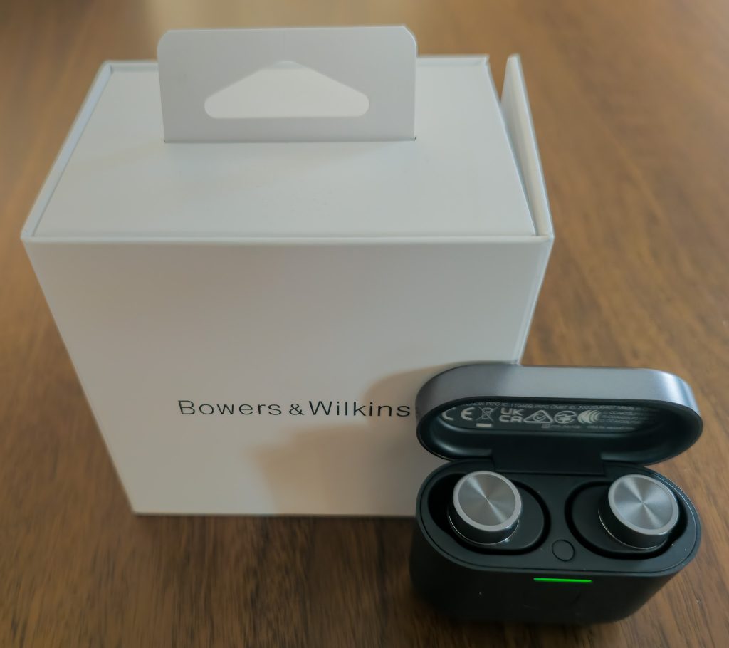 Bowers & Wilkins Pi7 S2 In-Ear-Bluetooth-Kopfhörer mit Verpackung