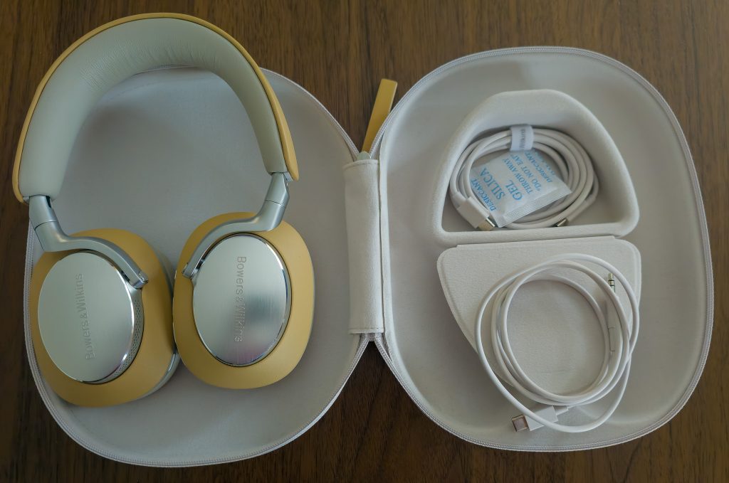 Bowers Wilkins Px8 Over-Ear-Kopfhörer mit Zubehör