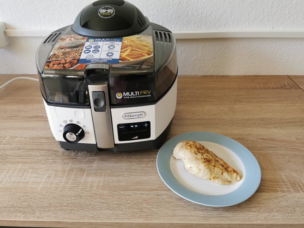 De'Longhi MultiFry Extra Chef Heißluftfritteuse Hähnchen gegart