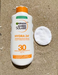 GARNIER AMBRE SOLAIRE Hydra 24h Sonnencreme Abfärbtest