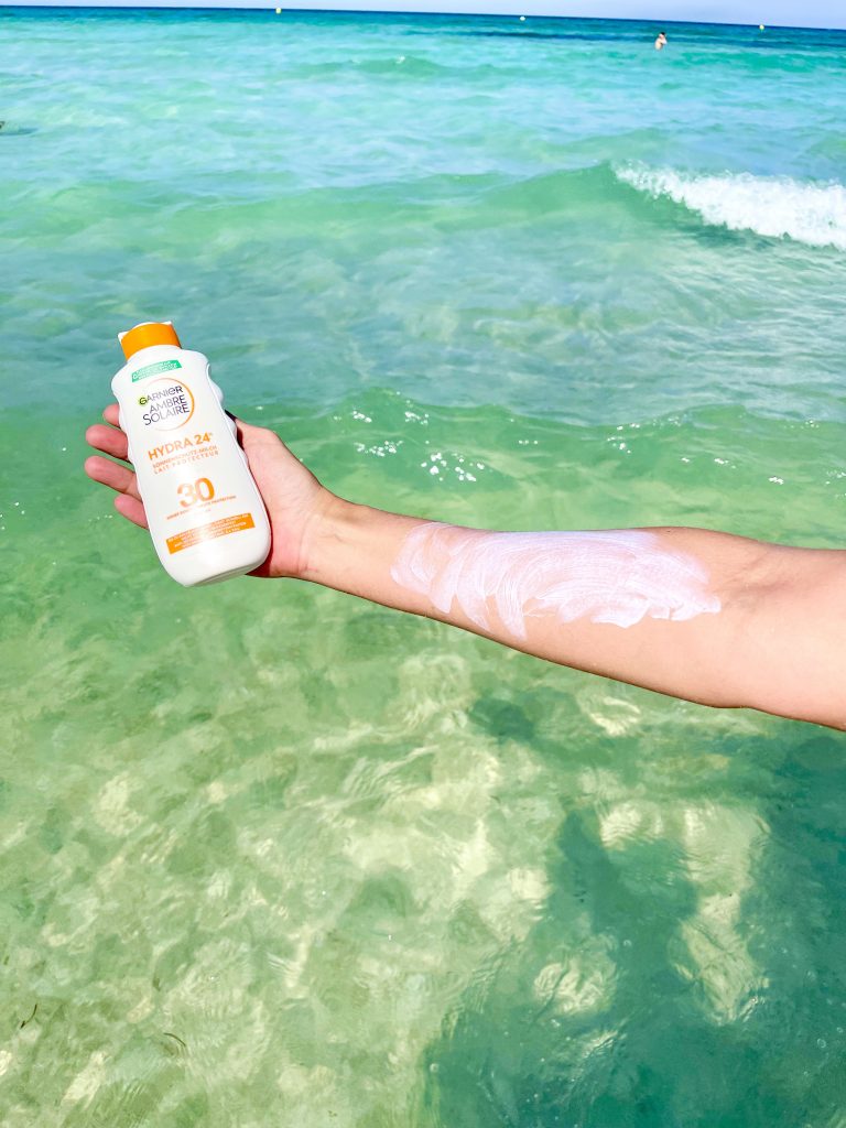 GARNIER AMBRE SOLAIRE Hydra 24h Sonnencreme leicht verrieben