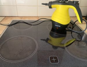 H.Koenig NV60 Handdampfreiniger gereinigtes Kochfeld
