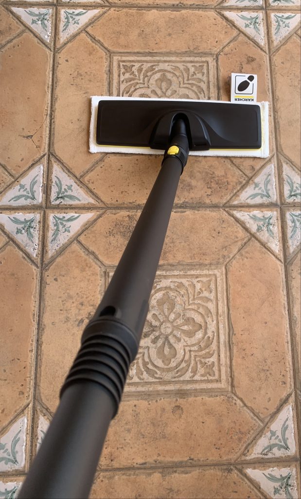Kärcher Dampfreiniger SC 1 EasyFix Handdampfreiniger Fliesentest