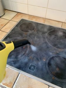 Kärcher Dampfreiniger SC 1 EasyFix Handdampfreiniger Kochfelttest