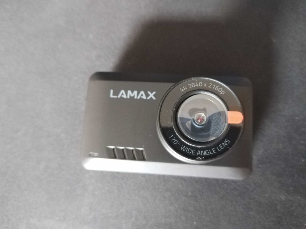LAMAX T10 Dashcam von vorne