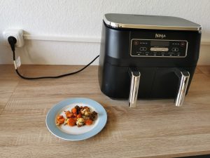 Ninja Foodie Dual Heißluftfritteuse Gemüse gegart