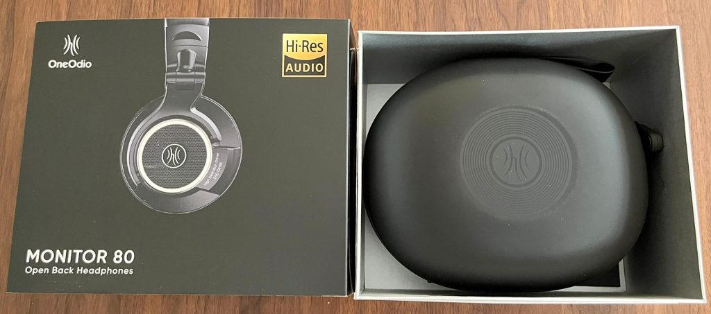 OneOdio Monitor 80 Over-Ear-Kopfhörer Verpackung geöffnet
