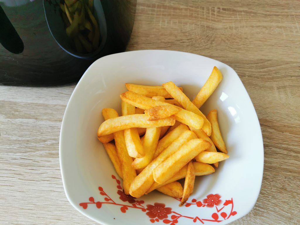 Philips essential Airfryer Pommes Detail