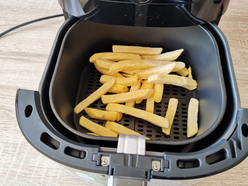 Philips essential Airfryer Pommes garen