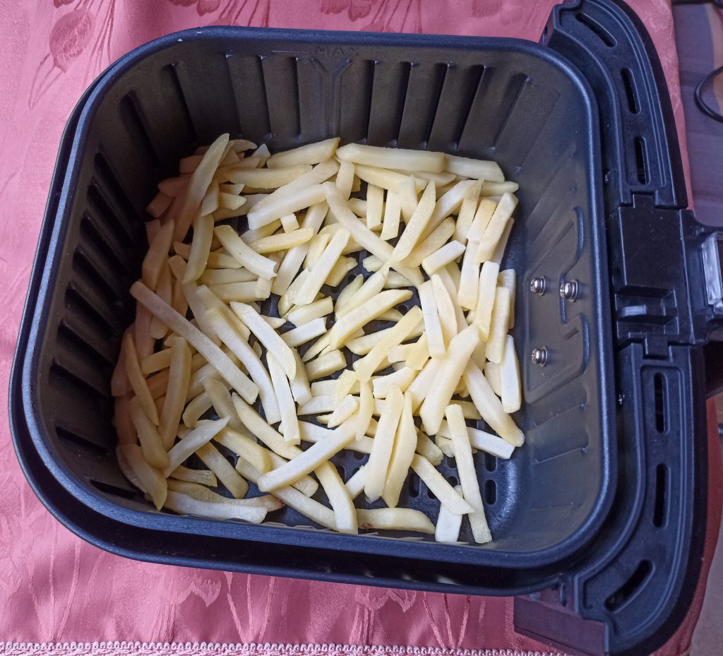 Tefal EY505D Easy Fry & Grill Heißluftfritteuse Pommes roh